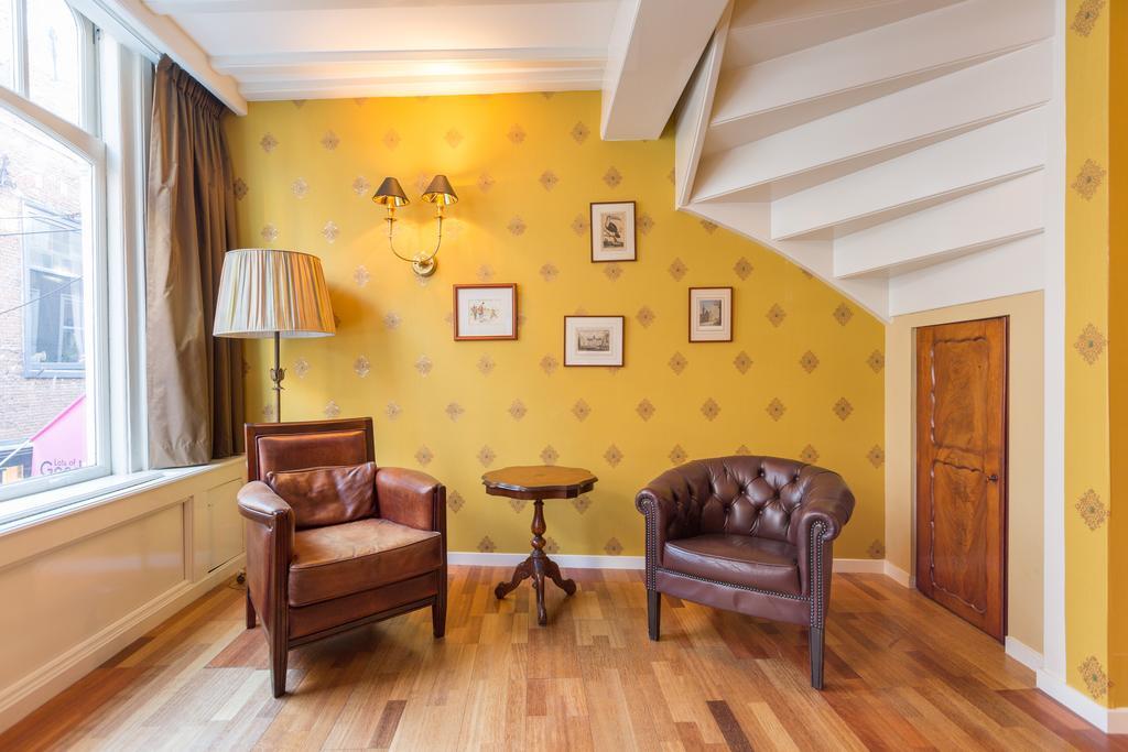 The Heritage - R.q.c. * Den Haag